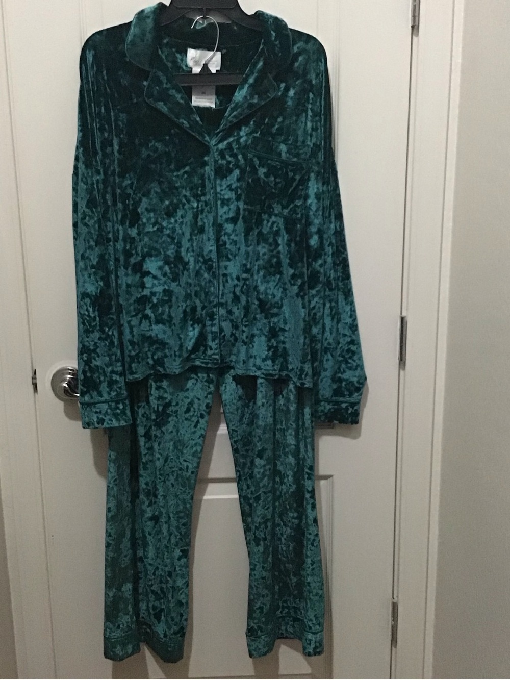 Lord & Taylor Crushed Velour Pajama Set in Teal XXL button front/pocket on pants